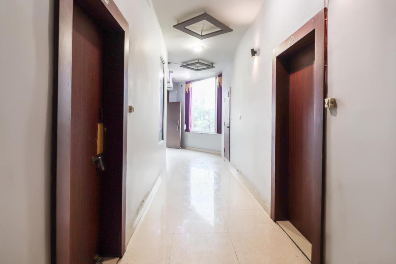 Oyo 69402 Yogeshwar Dhaam Hotel Vrindavan Luaran gambar
