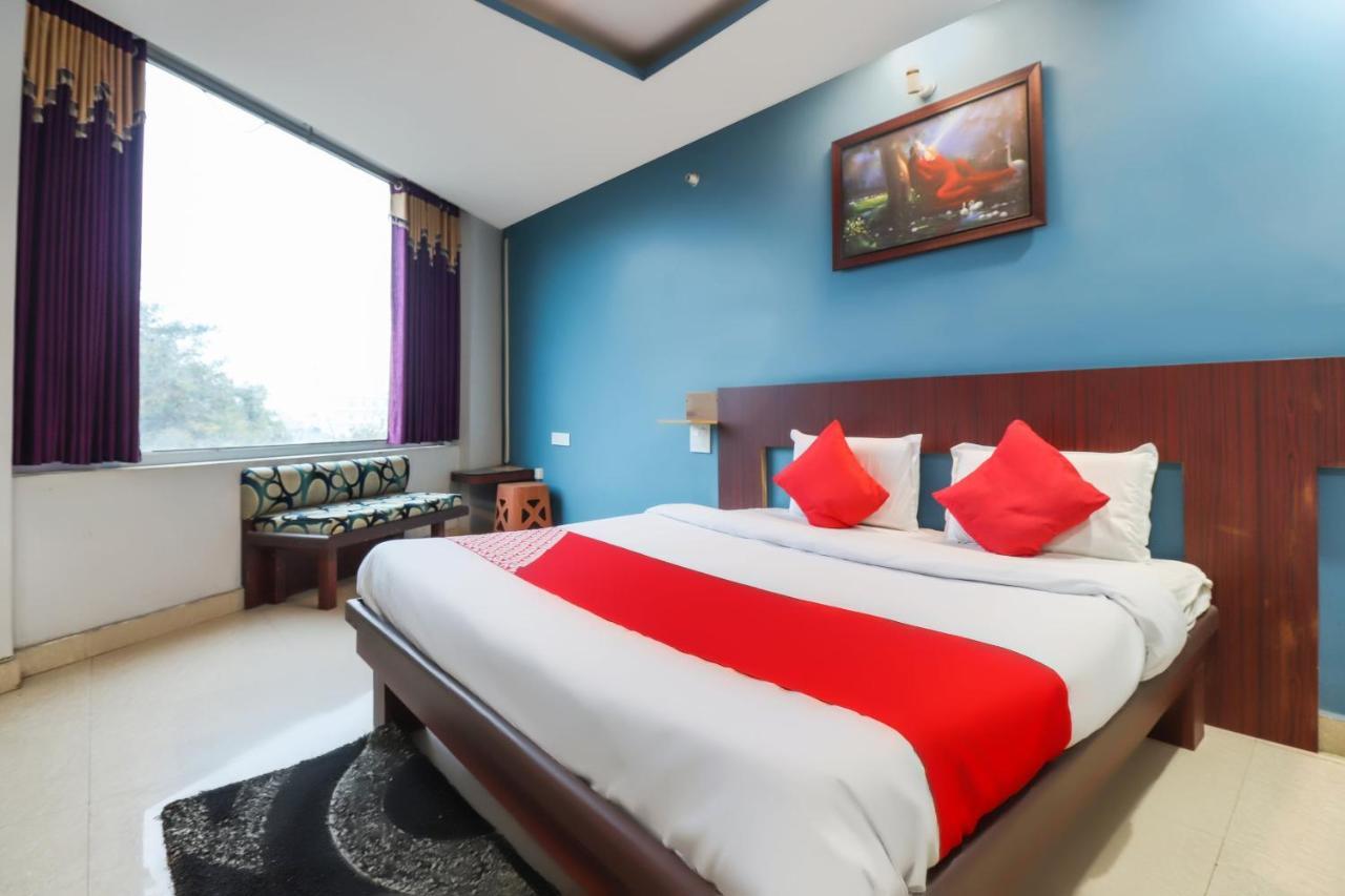 Oyo 69402 Yogeshwar Dhaam Hotel Vrindavan Luaran gambar
