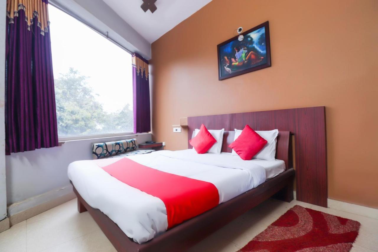 Oyo 69402 Yogeshwar Dhaam Hotel Vrindavan Luaran gambar